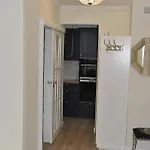 Lustrzany Skwer Apartment Gdynia