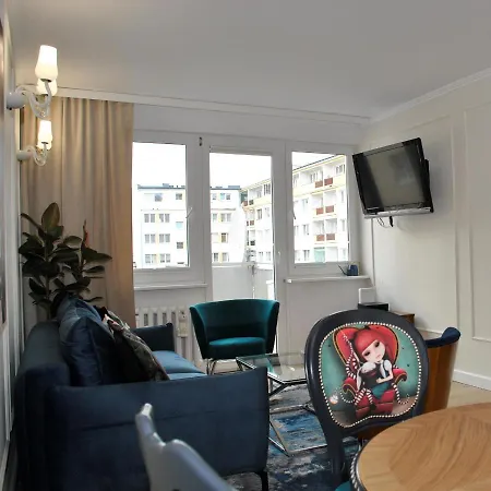 Lustrzany Skwer Apartment Gdynia