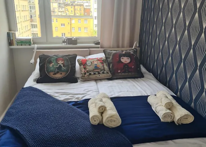 Lägenhet Lustrzany Skwer